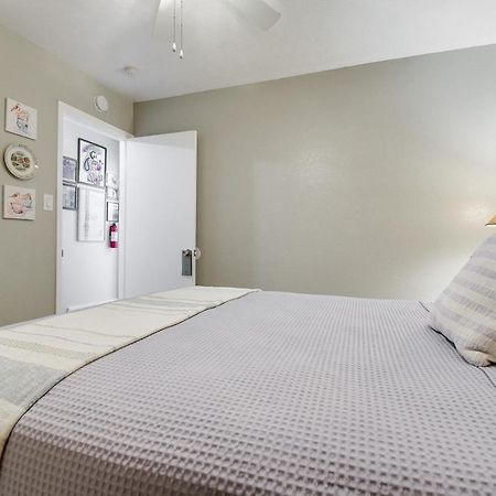 Arlington Home With Patio, Walk To Atandt Stadium! Zewnętrze zdjęcie