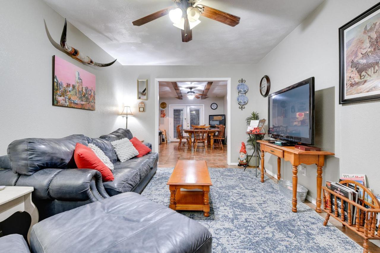 Arlington Home With Patio, Walk To Atandt Stadium! Zewnętrze zdjęcie